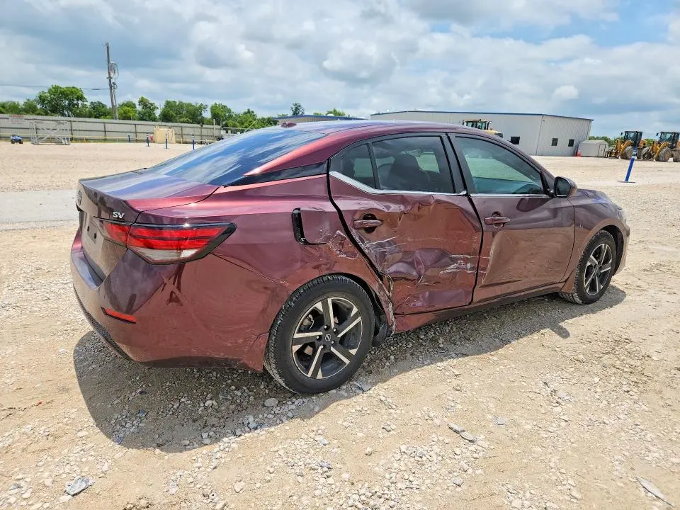 2024 NISSAN SENTRA SV  