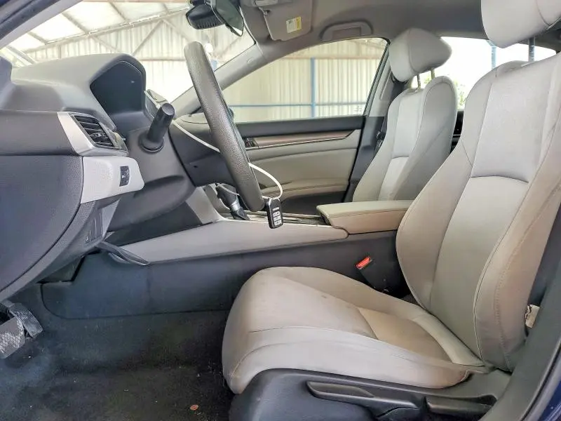 2019 HONDA ACCORD LX  