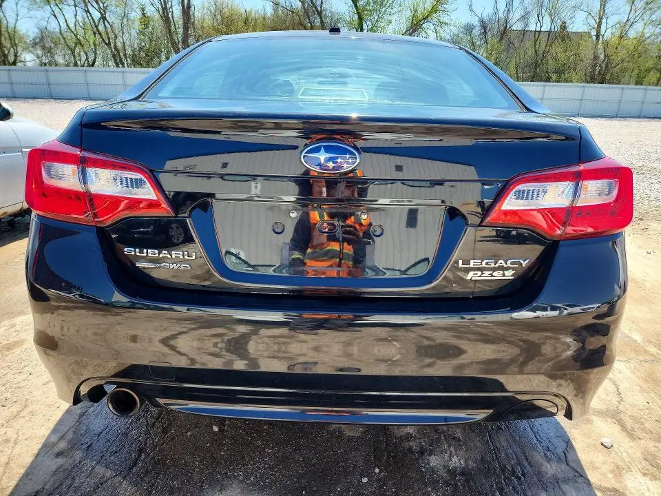 2015 SUBARU LEGACY 2.5I LIMITED  