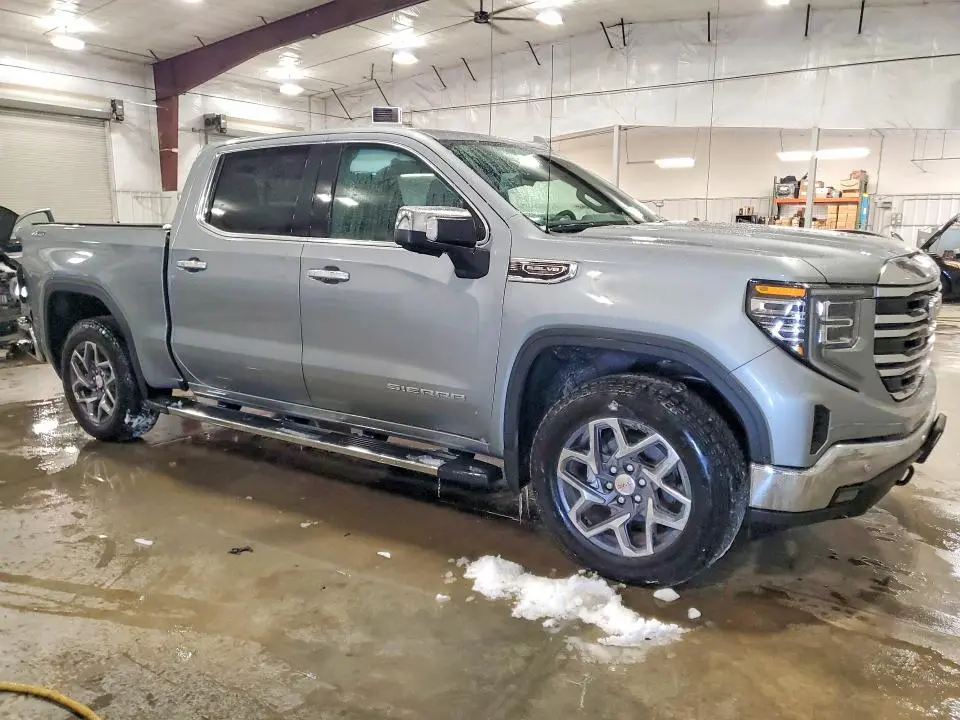 2026 GMC SIERRA K1500 SLT  