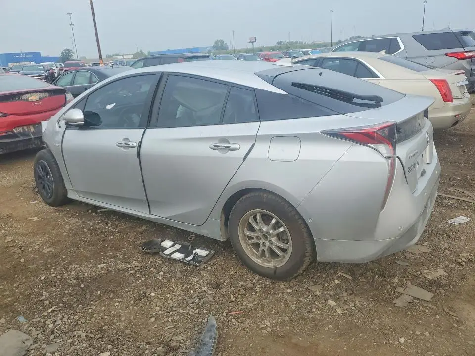 2017 TOYOTA PRIUS THREE  