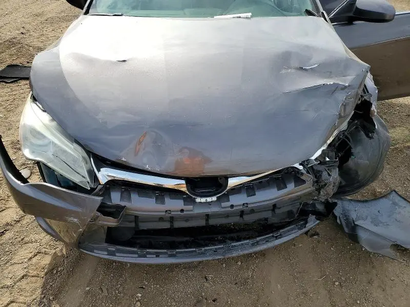 2015 TOYOTA CAMRY XLE  