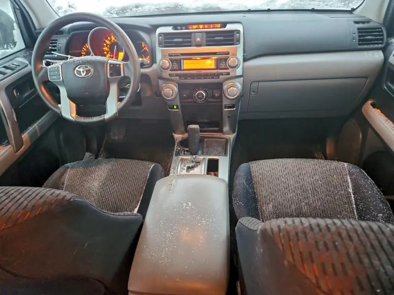 2011 TOYOTA 4RUNNER SR5  