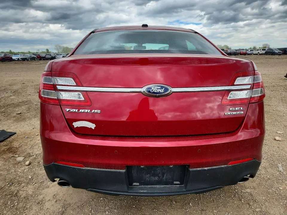 2015 FORD TAURUS SEL  
