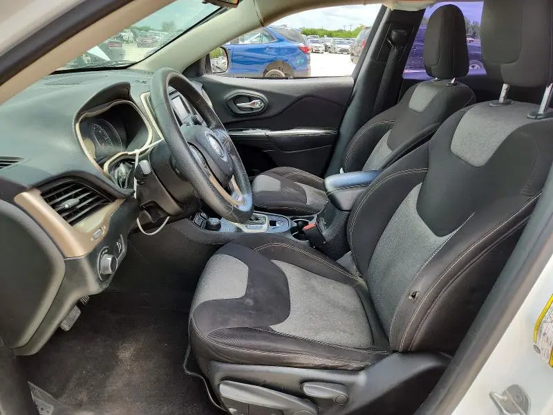 2015 JEEP CHEROKEE SPORT  