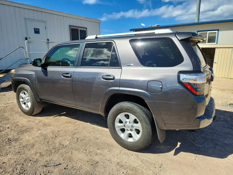 2016 TOYOTA 4RUNNER SR5  