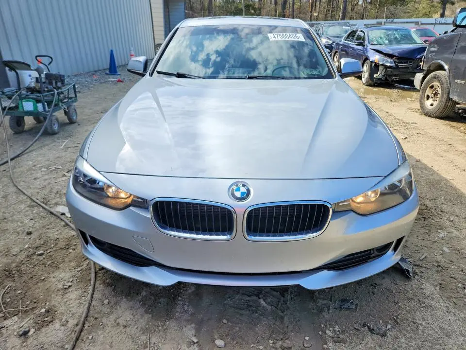 2013 BMW 320 I XDRIVE  