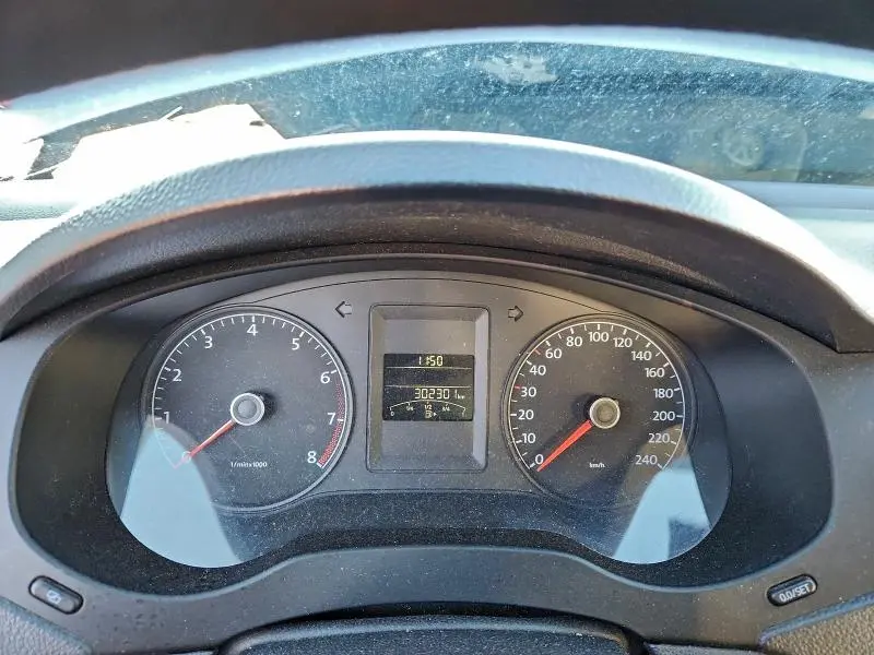 2011 VOLKSWAGEN JETTA SE  