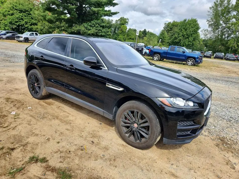 2020 JAGUAR F-PACE PRESTIGE  