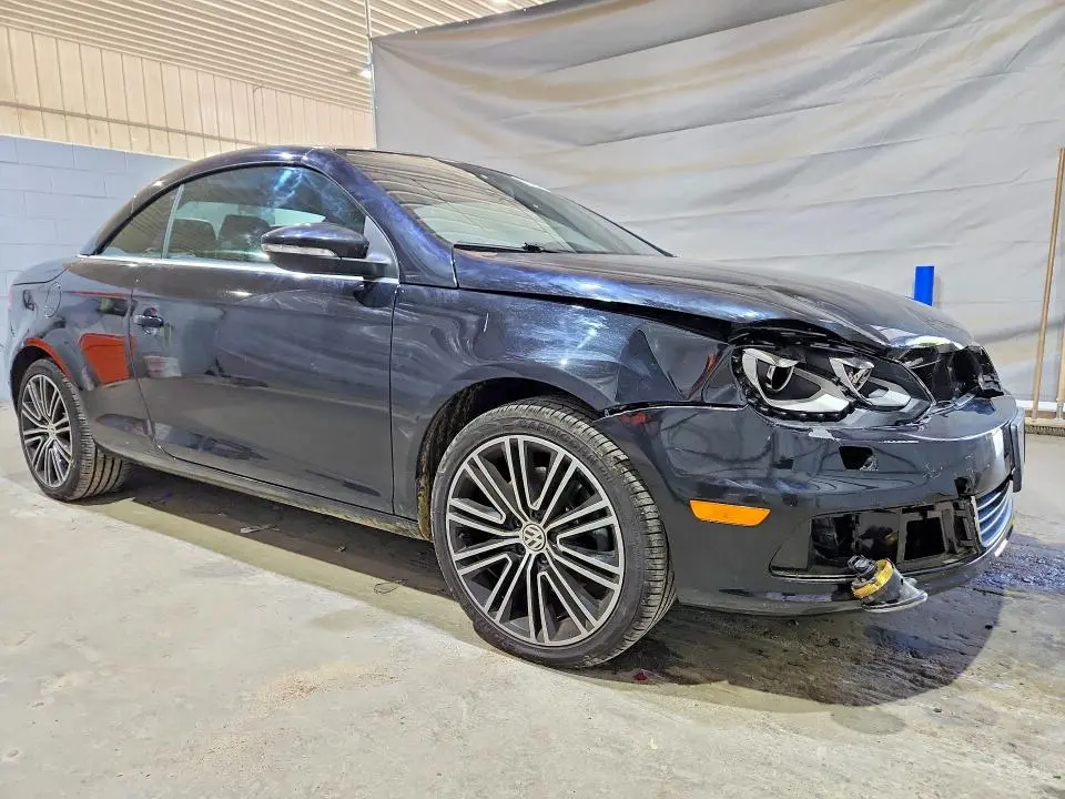 2014 VOLKSWAGEN EOS KOMFORT  