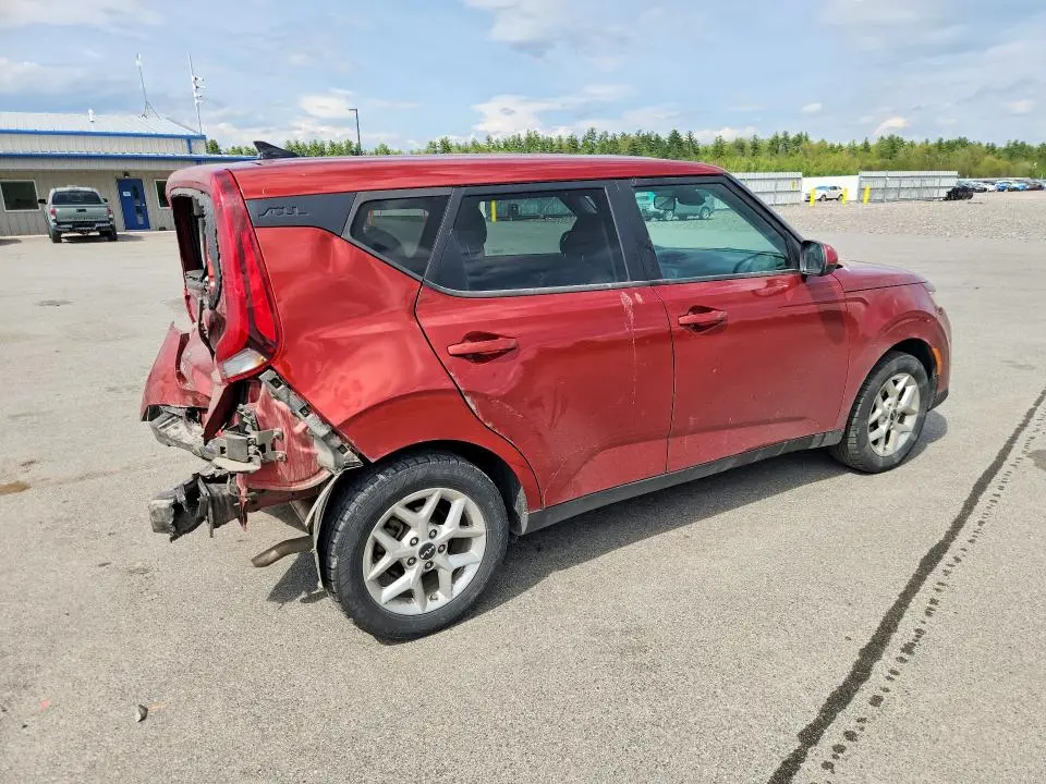 2022 KIA SOUL LX  