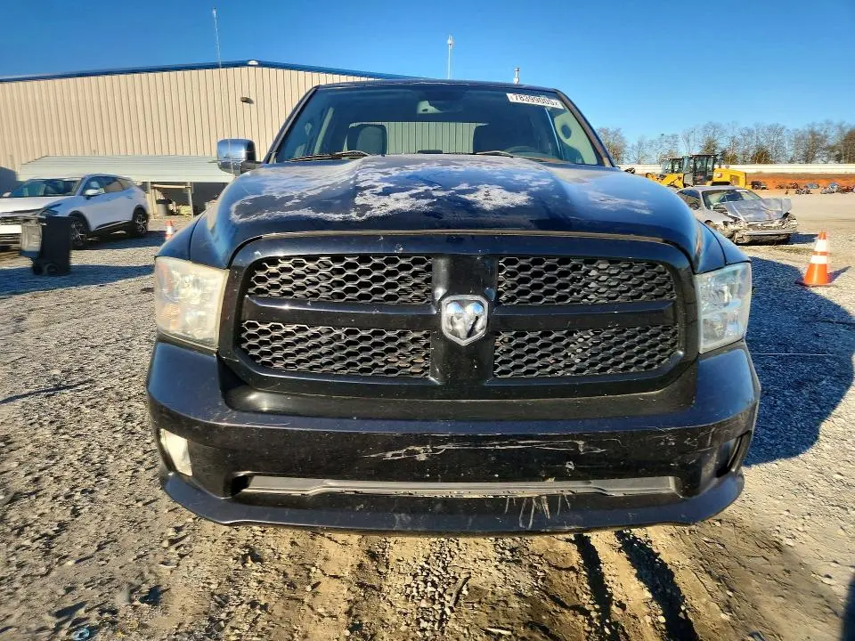 2013 RAM 1500 ST  