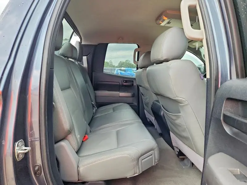 2010 TOYOTA TUNDRA DOUBLE CAB SR5  