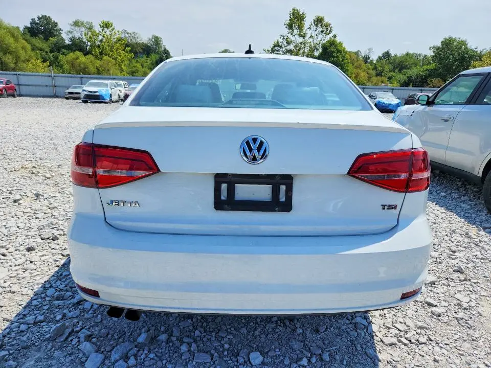 2015 VOLKSWAGEN JETTA SE  