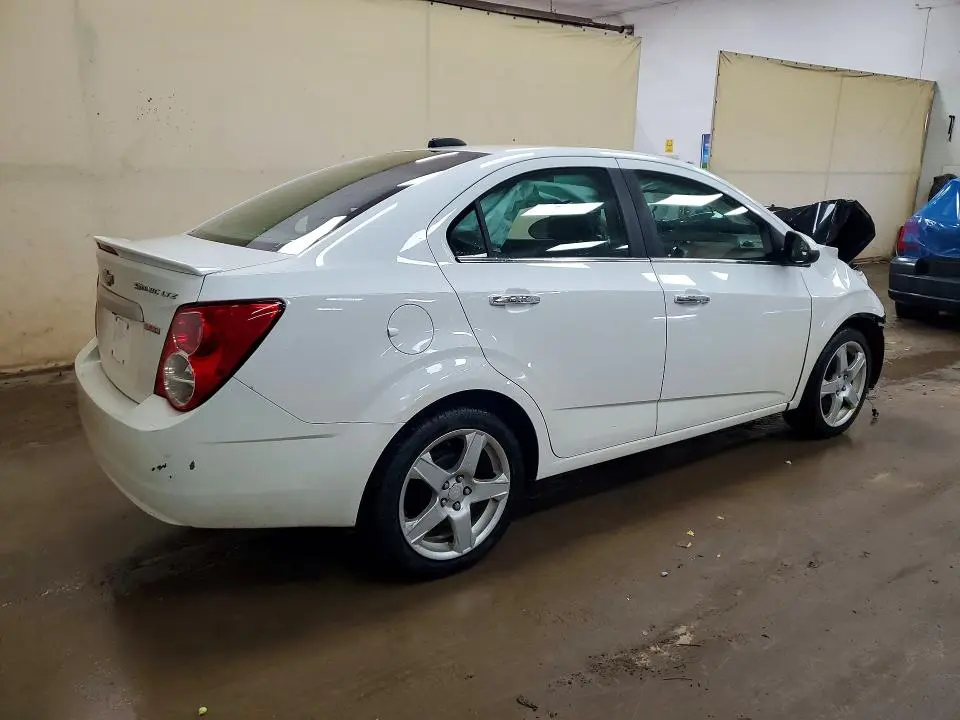 2015 CHEVROLET SONIC LTZ  