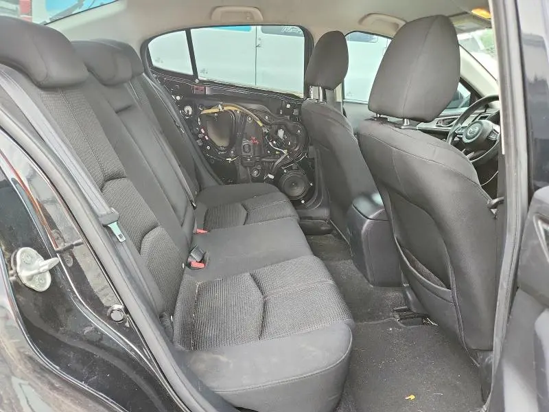 2018 MAZDA 3 SPORT  