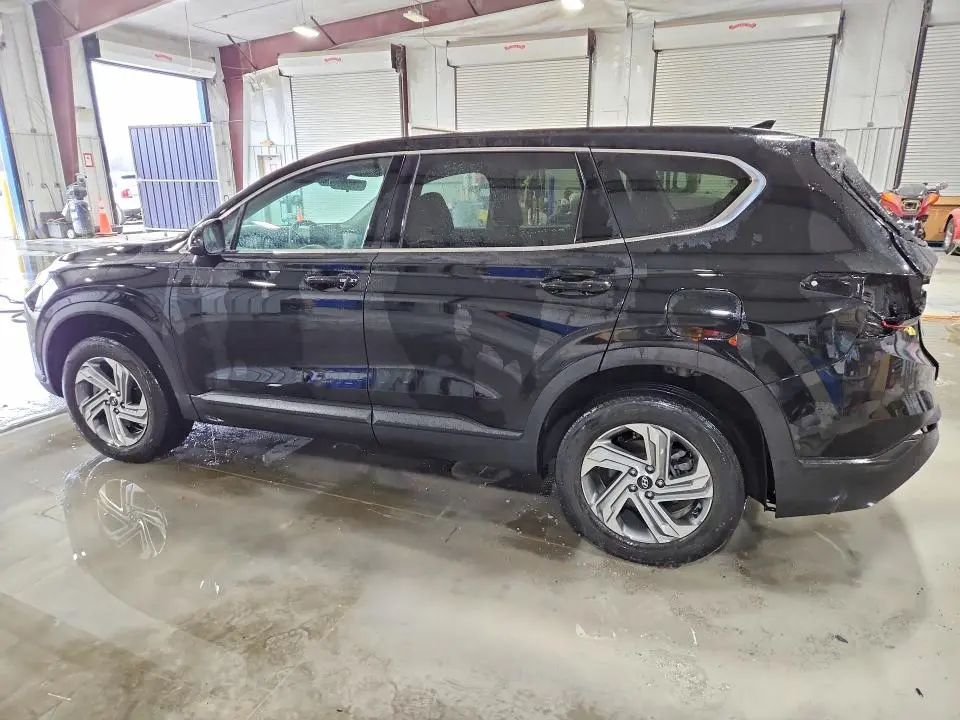 2022 HYUNDAI SANTA FE SE  