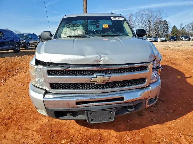 2011 CHEVROLET SILVERADO C1500 LT  