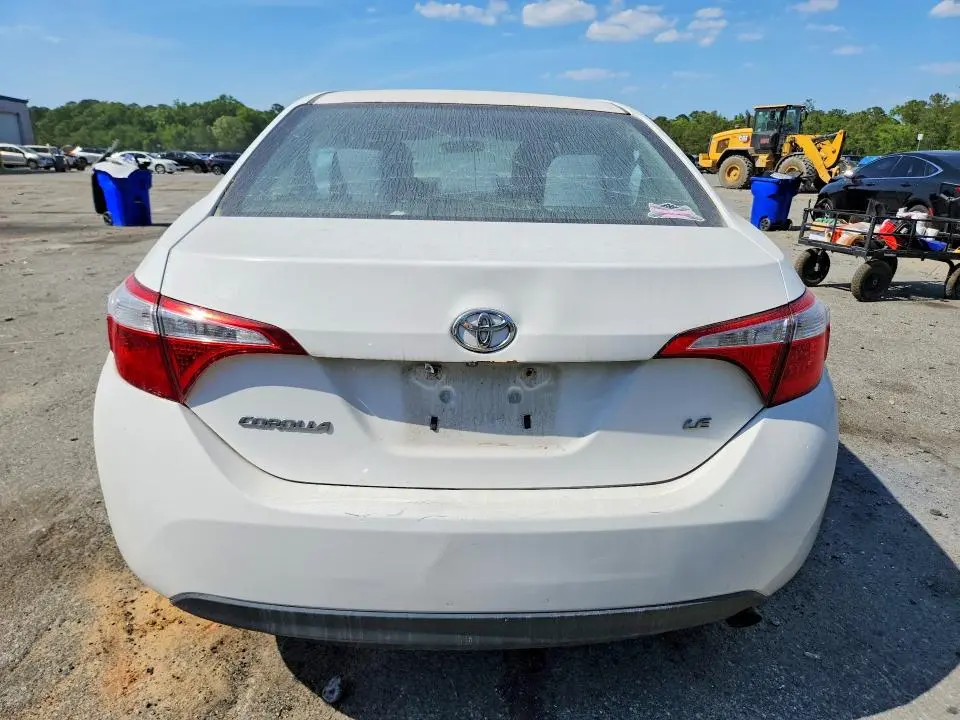 2015 TOYOTA COROLLA LE PLUS  