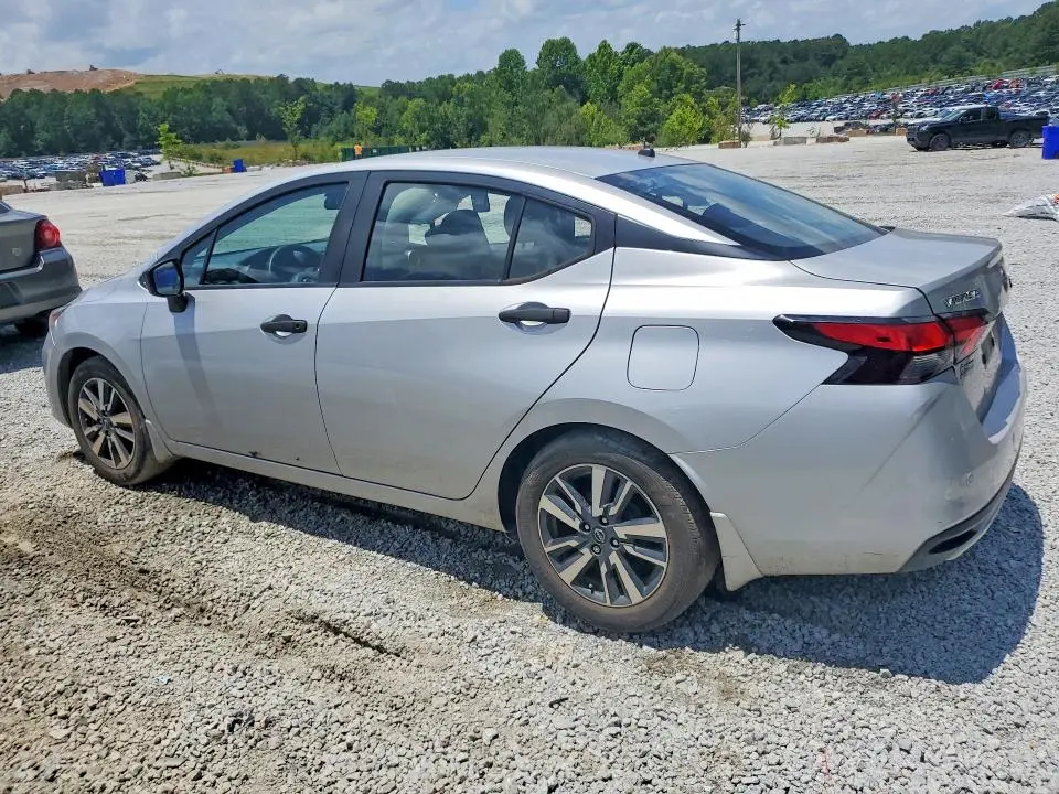 2024 NISSAN VERSA S  