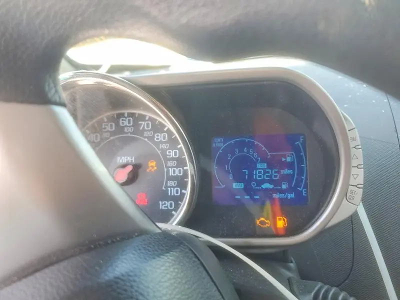 2015 CHEVROLET SPARK 1LT  