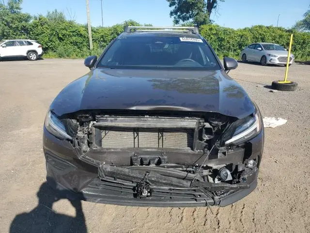 2023 VOLVO V60 CROSS COUNTRY PLUS  