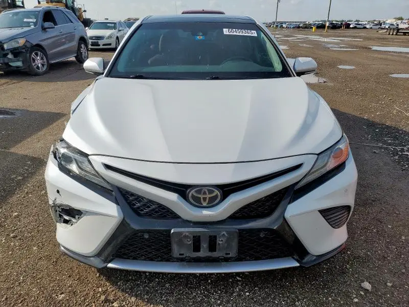 2018 TOYOTA CAMRY XSE  