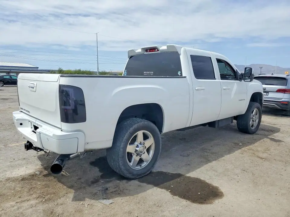 2012 GMC SIERRA K2500 SLE  