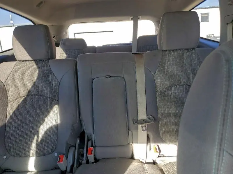 2016 CHEVROLET TRAVERSE LS  