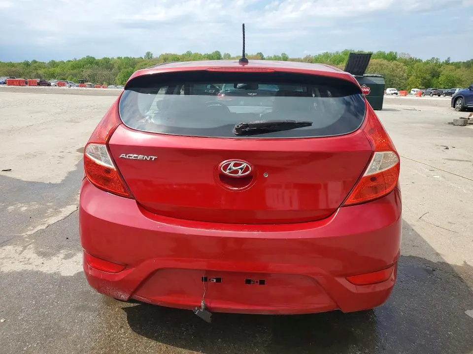 2013 HYUNDAI ACCENT SE  