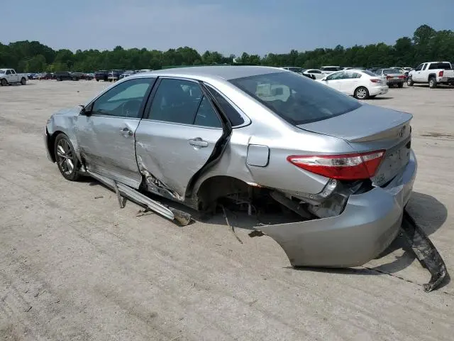 2016 TOYOTA CAMRY LE  