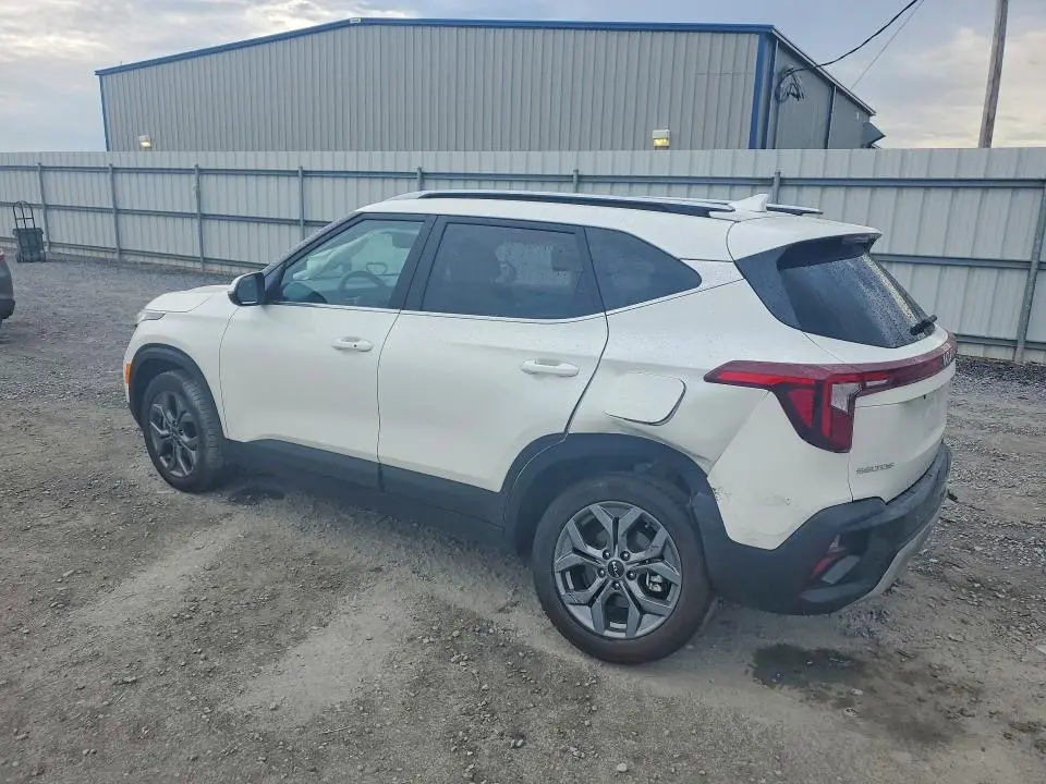 2024 KIA SELTOS S  