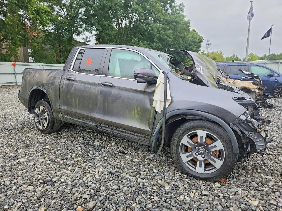 2017 HONDA RIDGELINE RTL  