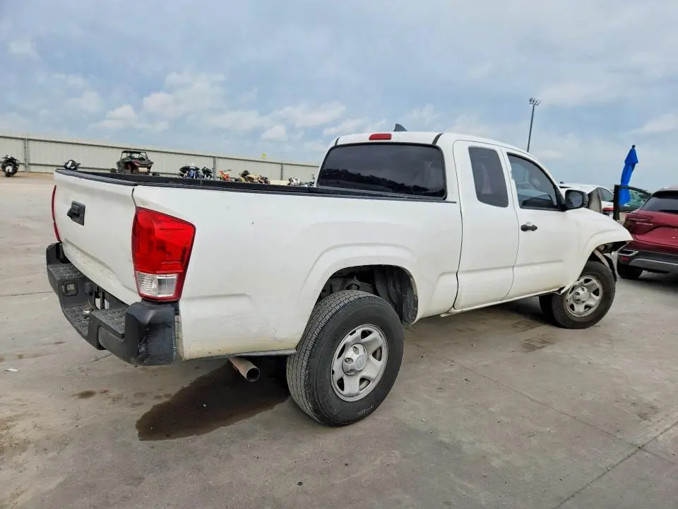 2017 TOYOTA TACOMA   