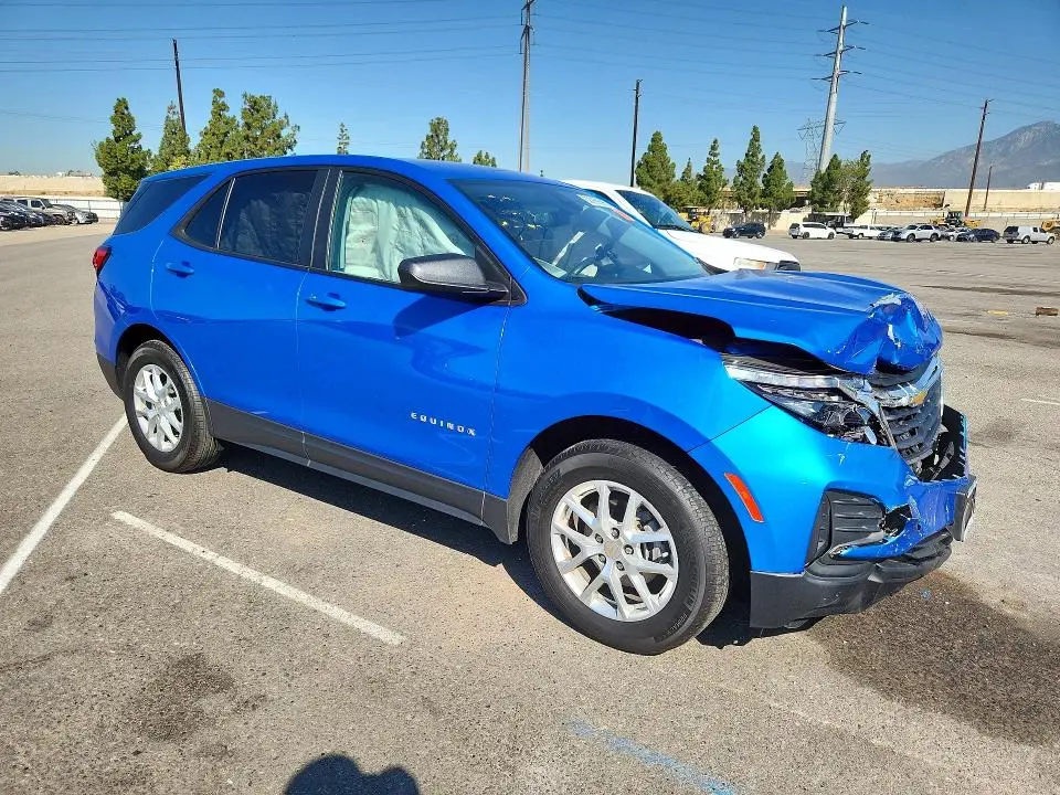 2024 CHEVROLET EQUINOX LS  