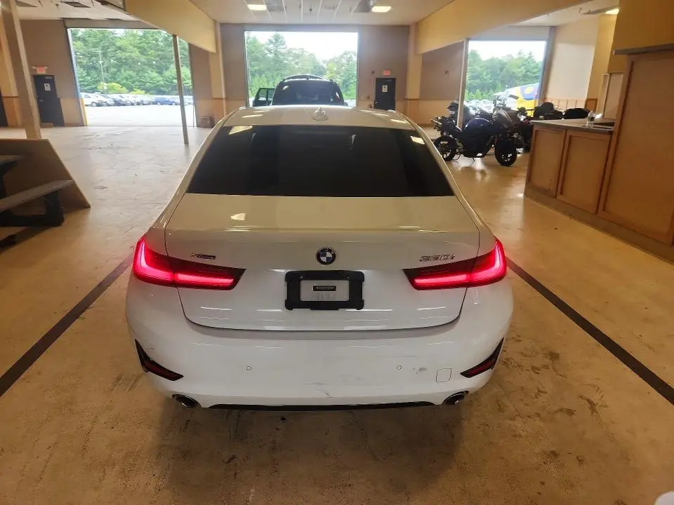 2021 BMW 330XI   