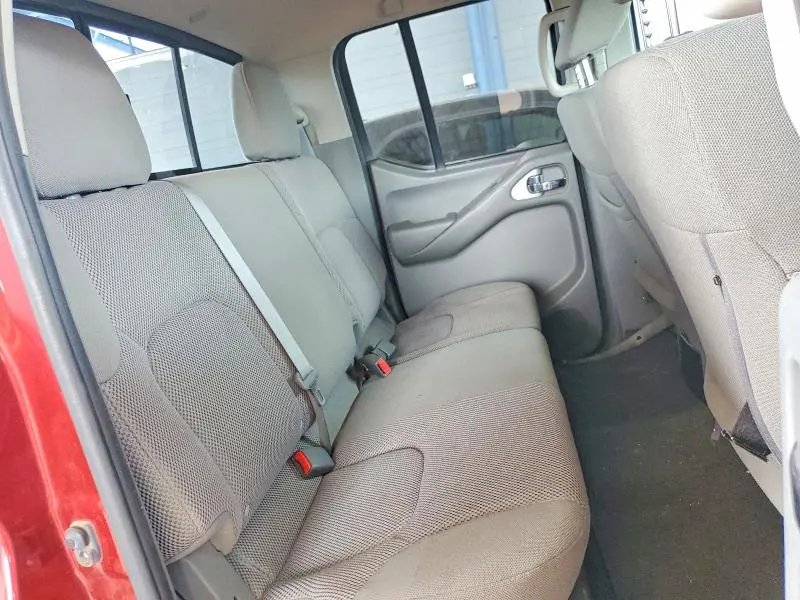 2019 NISSAN FRONTIER SV  