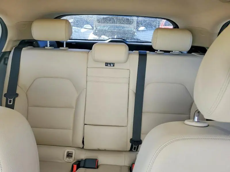 2015 MERCEDES-BENZ GLA 250 4MATIC  