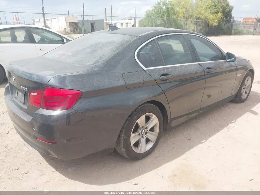 2011 BMW 528I  
