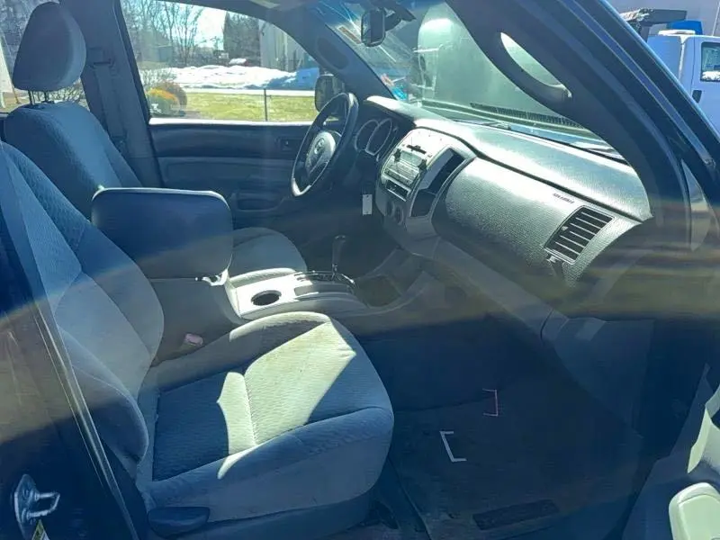 2010 TOYOTA TACOMA V6  