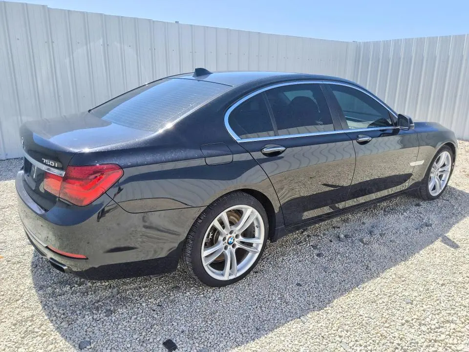 2013 BMW 750 I  
