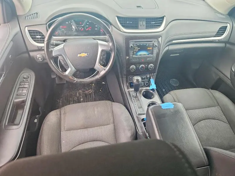 2017 CHEVROLET TRAVERSE LT  