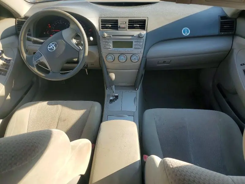 2011 TOYOTA CAMRY LE  