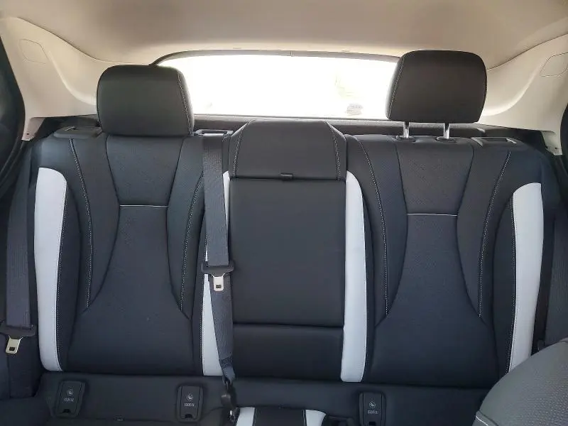 2024 BUICK ENVISION ESSENCE  