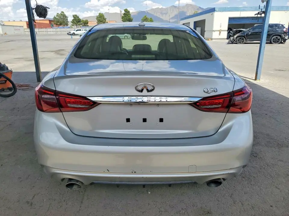 2019 INFINITI Q50 LUXE  