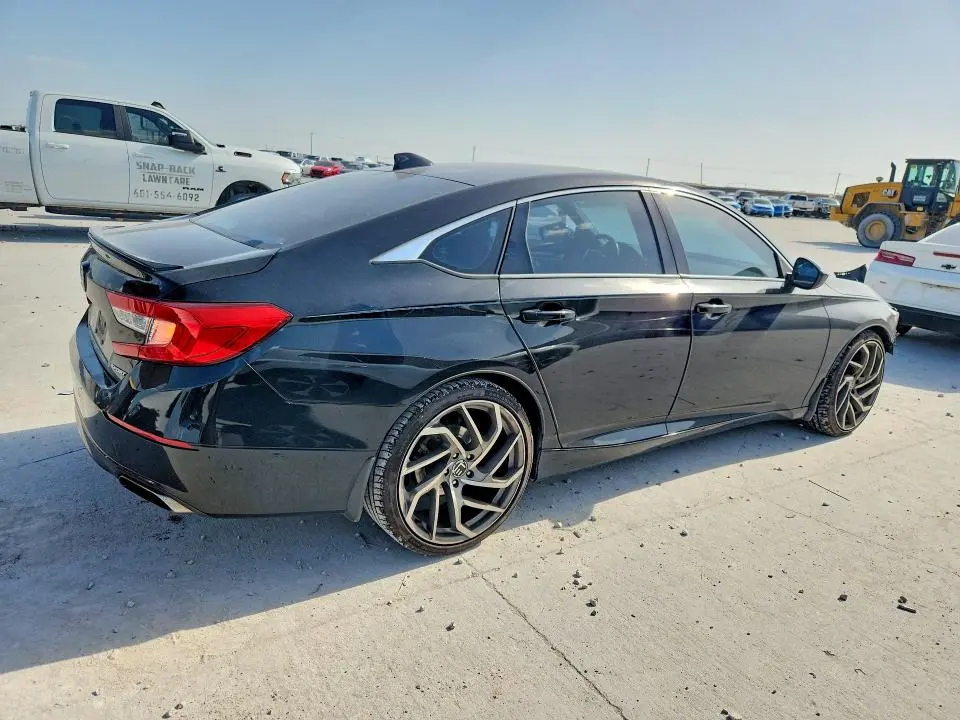 2019 HONDA ACCORD SPORT  