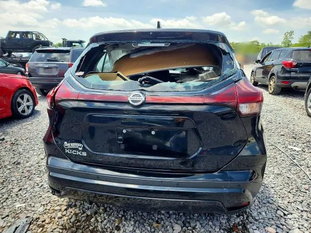 2021 NISSAN KICKS S  