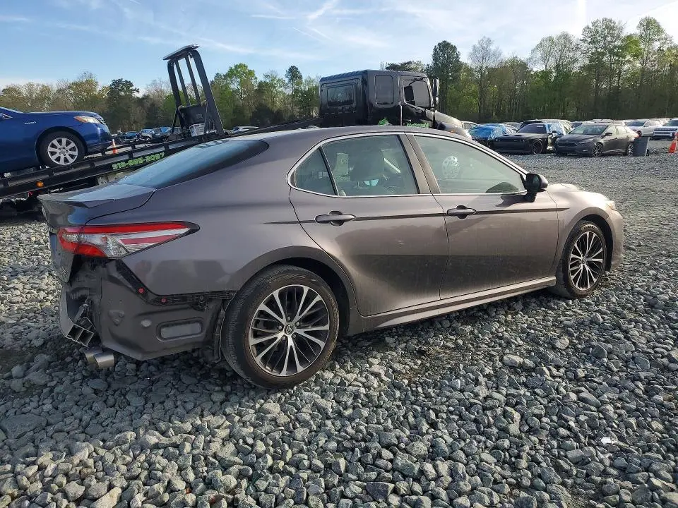 2018 TOYOTA CAMRY   