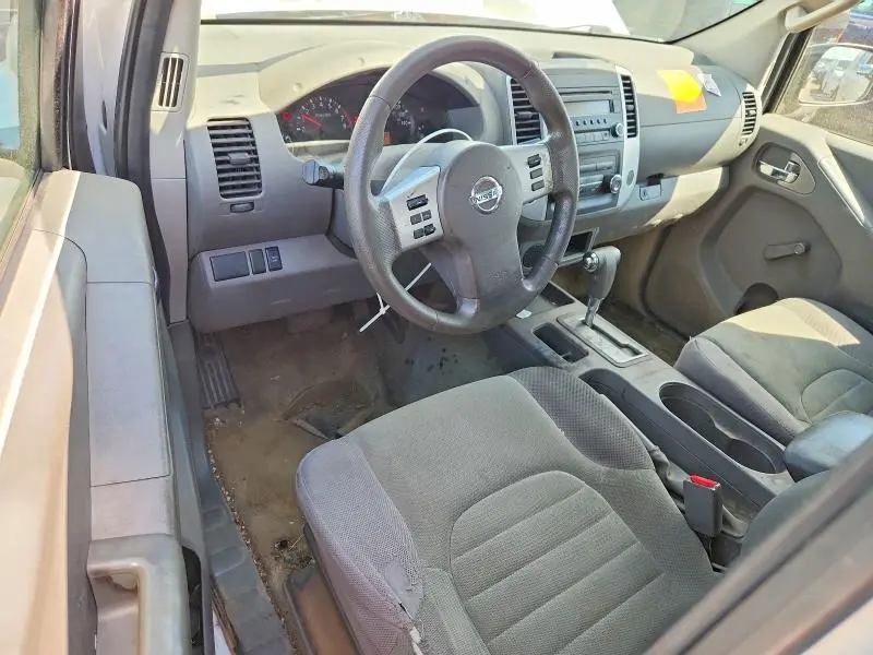 2015 NISSAN FRONTIER S  