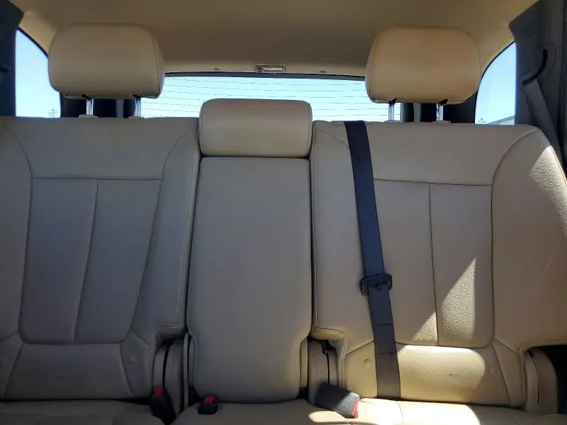 2011 HYUNDAI SANTA FE LIMITED  
